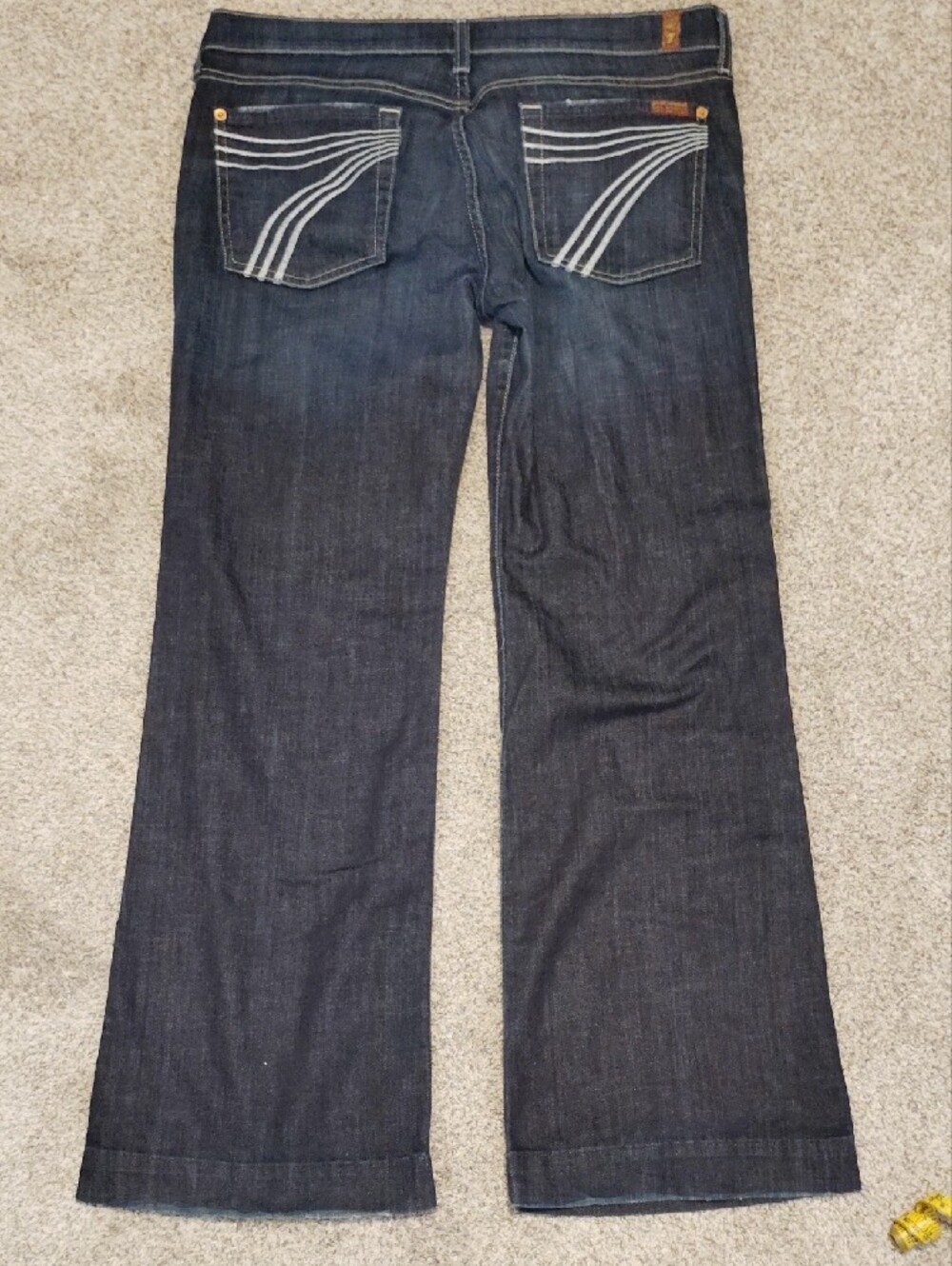 Great Condition! 7 For All Mankind 32x31 Dark Wash Flare Jeans